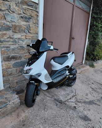 Aprilia sr 50(70)