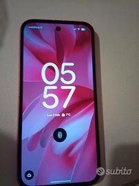 Google pixel 9A con cover e ricevuta