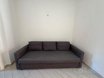 Divano letto 3 posti con contenitore FRIHETEN IKEA