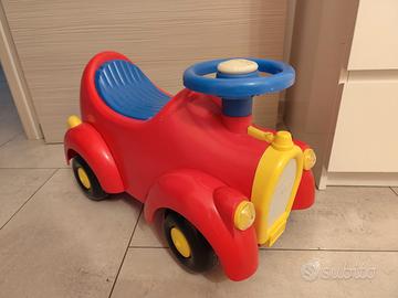 Macchina per bambini- modello paperino