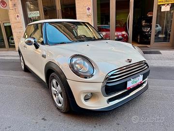 Mini Cooper 1.5 D 95 CV - In Garanzia