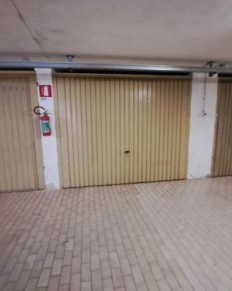 Generoso garage