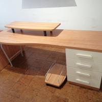 Letto e scrivania per camere