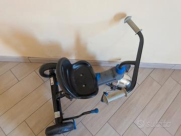 triciclo per bambini piccoli