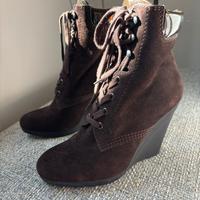 Stivaletto Hogan con zeppa