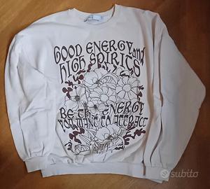 Felpa beige oversize Bershka con stampa grafica