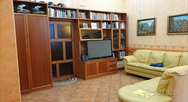 Parete attrezzata in Legno Ciliegio