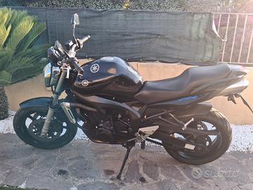 Permuta FZ6 2006