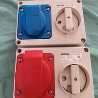 prese da muro 220/380