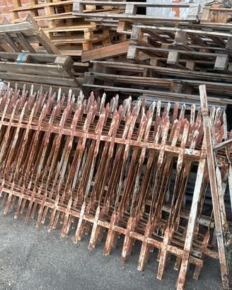 Recinzione in ferro