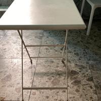 Tavolini Emu bianchi