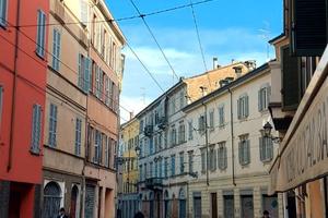 Vic. ponte di mezzo, oltretorrente, trilocale lumi