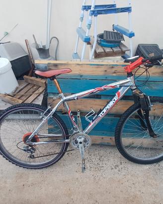 bicletta mountain bike 
