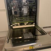 Lavastoviglie SMEG ad incasso