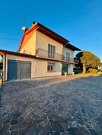 House for rent family / american soldiers