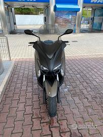 Yamaha Xmax 250 anno 2015