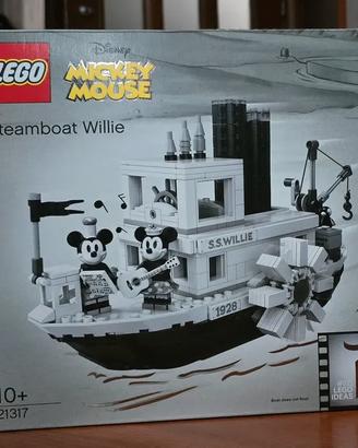 Steamboat Willie (LEGO 21317)