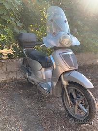 Aprilia Scarabeo Light 125