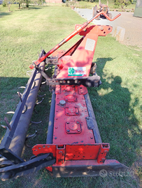 Attrezzatura agricola