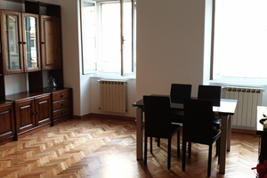 Grande appartamento fino a 12 posti letto, wifi