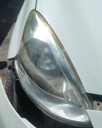 NISSAN MICRA 2013 FARO ANTERIORE SX/DX
