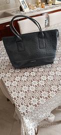 Borsa a mano/tracolla Calvin Klein nera vernice