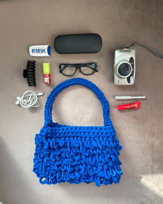Borsa blu elettrico