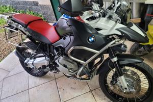 Bmw r1200gs adventure 