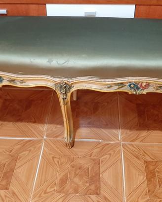 panchina antica da restaurare 