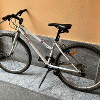 Bici ragazza B.Twin 5.0 Rockrider