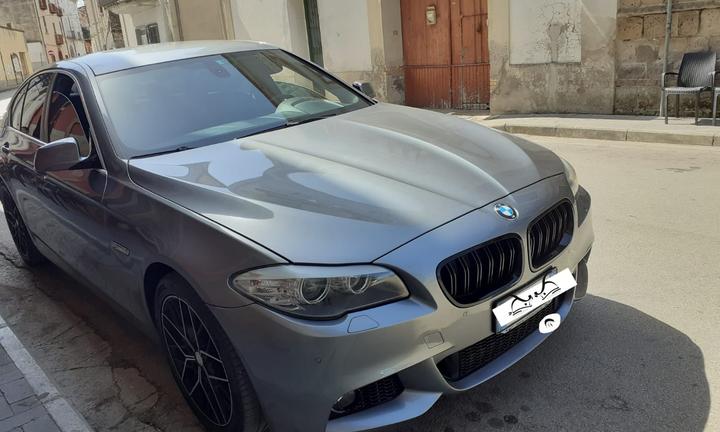 BMW serie 5 anno 2012