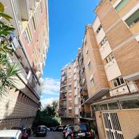3 LOCALI A NAPOLI