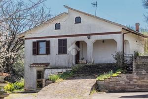 VILLA SINGOLA A BASSANO ROMANO