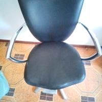 sedie a pompa per parrucchieri