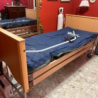 Letto ortopedico elettrico + materasso antidecubit