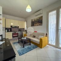 2 LOCALI A MISANO ADRIATICO