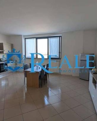 Appartamento di 160 m² con più di 5 locali a Trezz