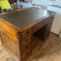 Scrivania 1800 perfettamente restaurata