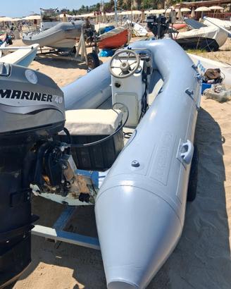 Gommone e motore