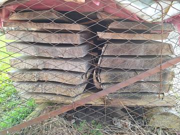 Tavoloni stagionati in noce nazionale