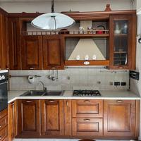 Cucina in legno di noce