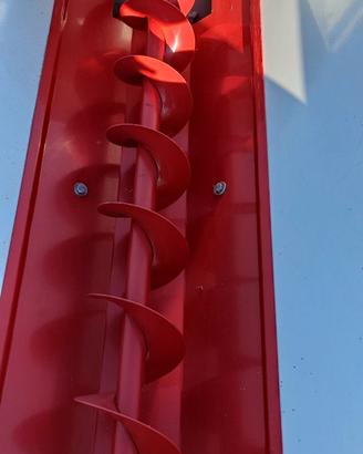 Diraspatrice-pigiatrice elettrica per uva