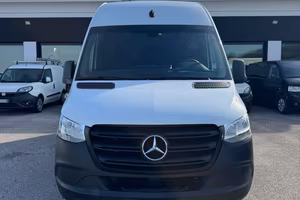Mercedes-benz Sprinter F37/33 311 CDI RWD TA Furgo