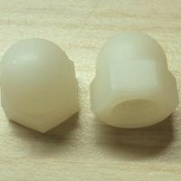 100 dadi ciechi M8 nylon nuovi