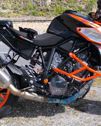KTM SUPER DUKE 1290 R