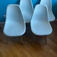 4 Sedie stile scandic + altre 4 all'occorrenza