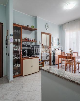 "A.ze Centro Storico" - 2 LOCALI LIBERO SUBITO!