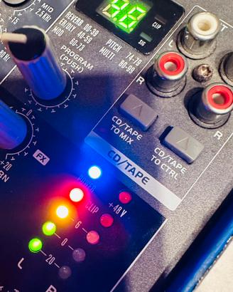 Mixer Pronomic M-802 8 canali usato.