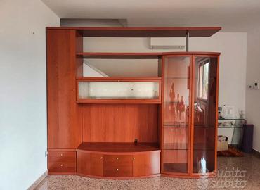 Splendida PARETE ATTREZZATA in LEGNO