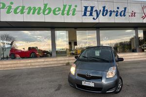 Toyota Yaris 1.3 BENZ 5 porte Sol